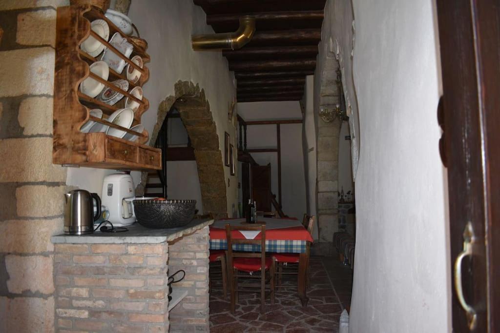 Traditional Villa With Pool In Sfakia Imbros Bagian luar foto