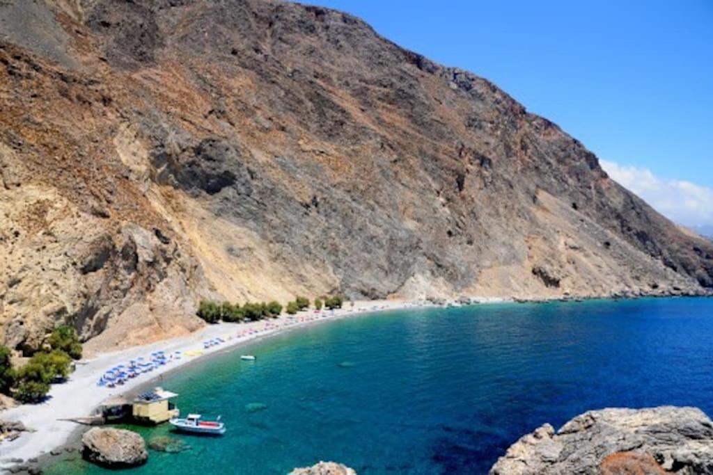Traditional Villa With Pool In Sfakia Imbros Bagian luar foto
