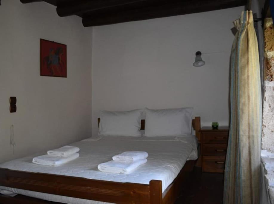 Traditional Villa With Pool In Sfakia Imbros Bagian luar foto