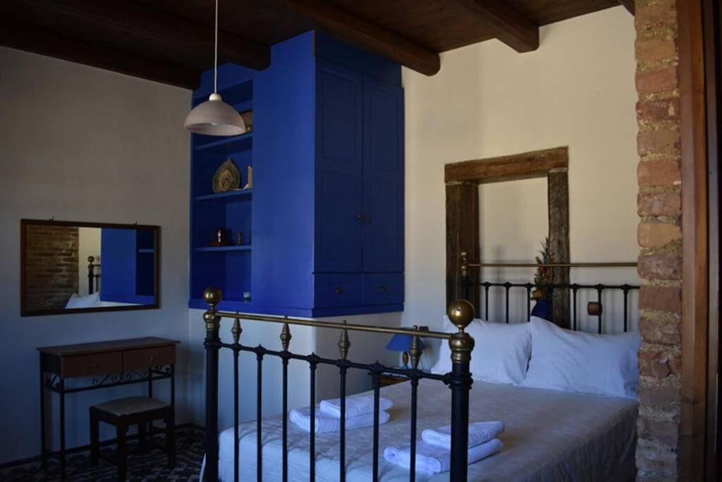 Traditional Villa With Pool In Sfakia Imbros Bagian luar foto